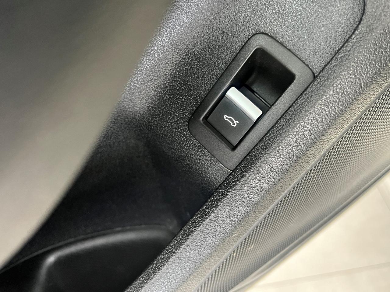 AUDI A4 V 2019 Allroad Quattro A4 Allroad 40 2.0 tdi mhev Identity Contrast quattro 204cv s-tronic