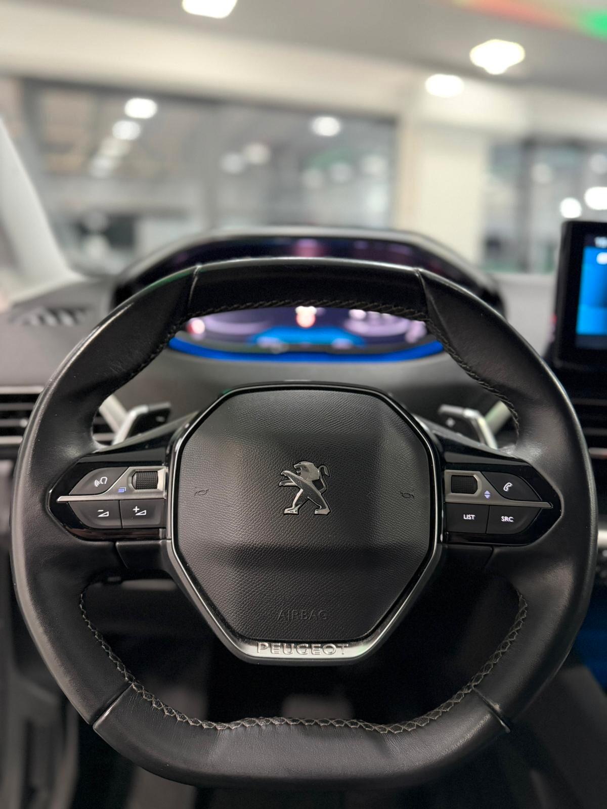 Peugeot 3008 BlueHDi 130 S&S EAT8 Allure