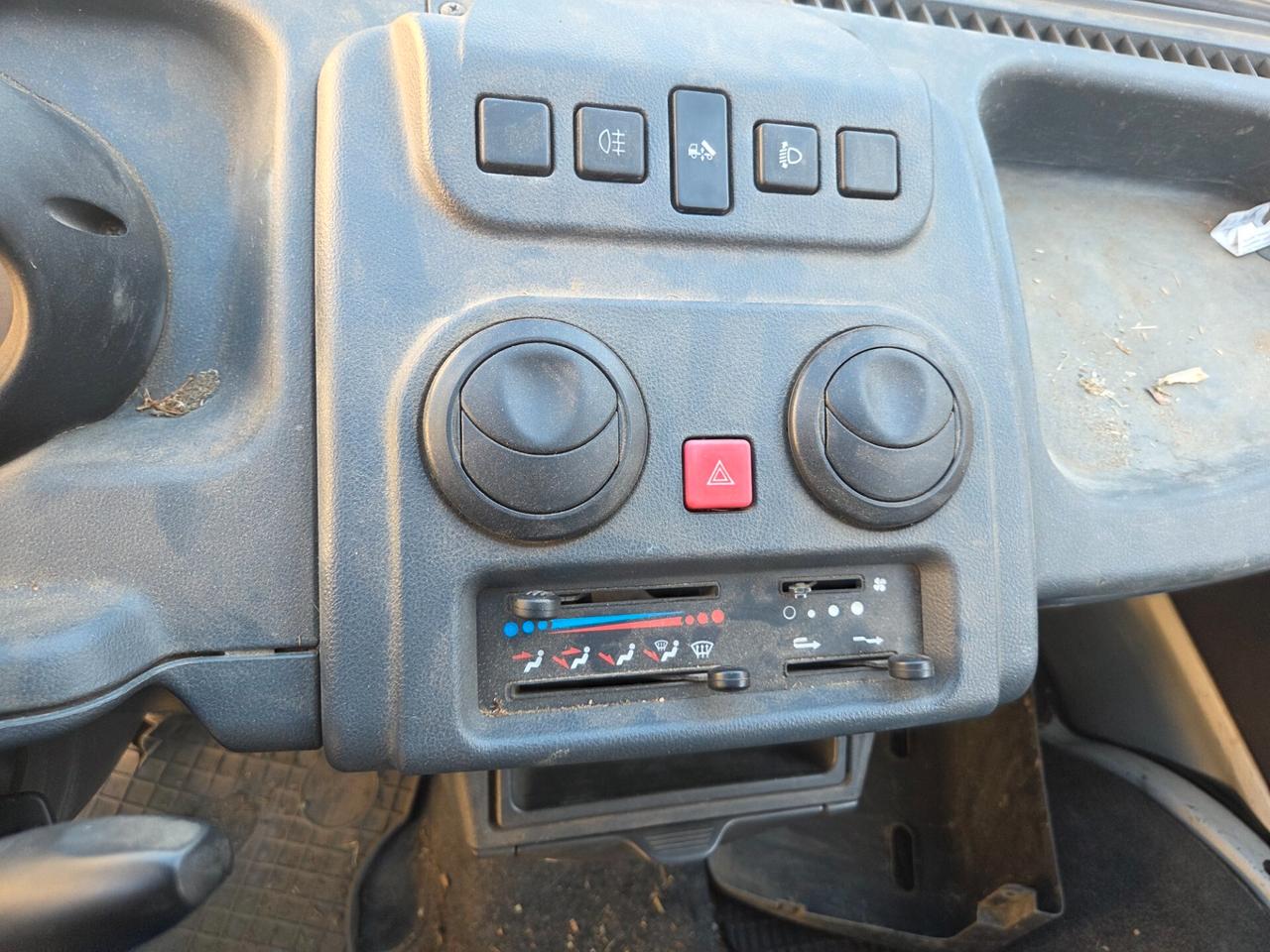 Piaggio Porter 1.2 D120 Cassonato Rib. Ferro Std (1,5t)