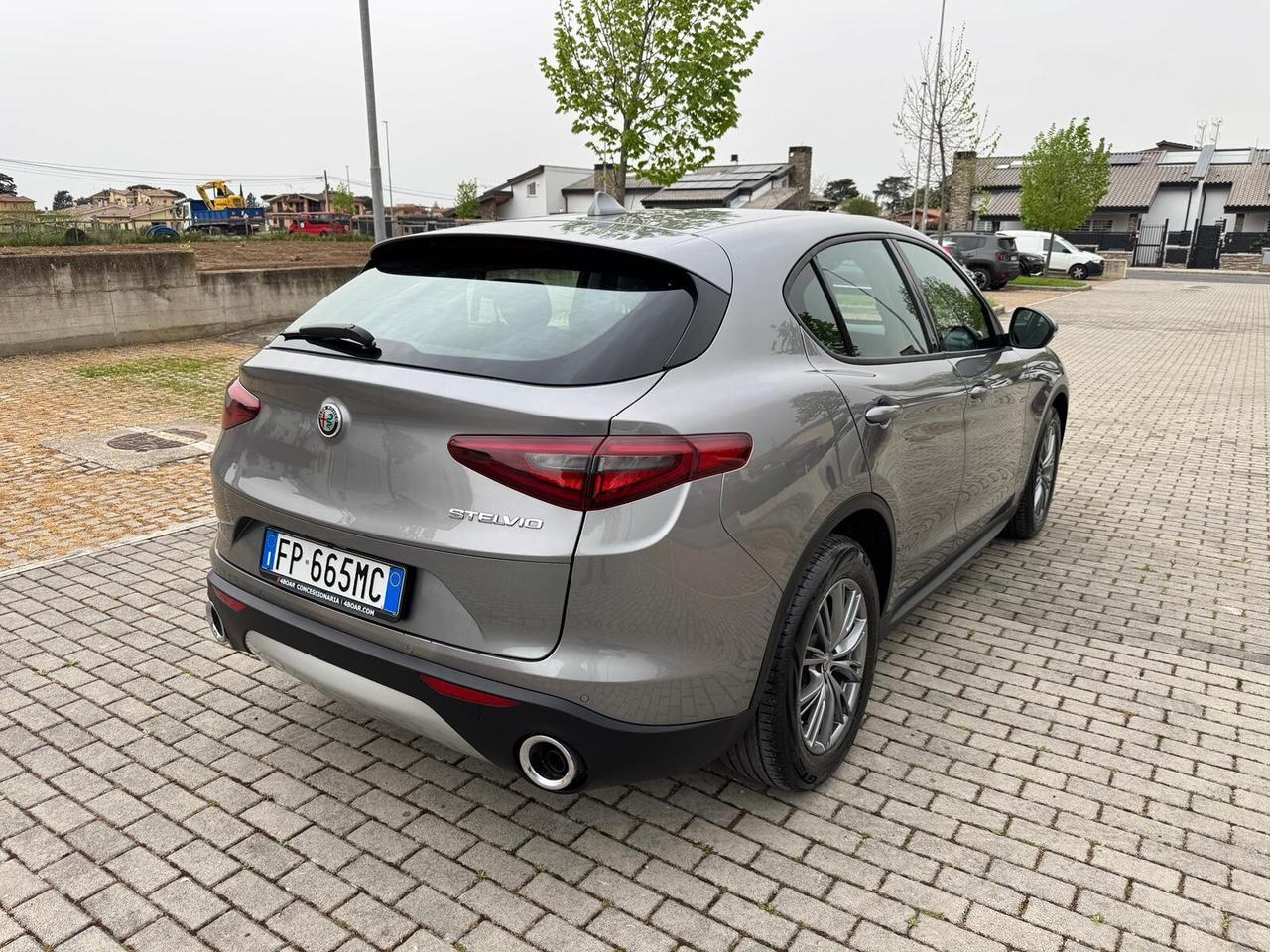 Alfa Romeo Stelvio 2.2 Diesel 180cv AT8 Paddle - Schermo 8.8" - Retrocamera