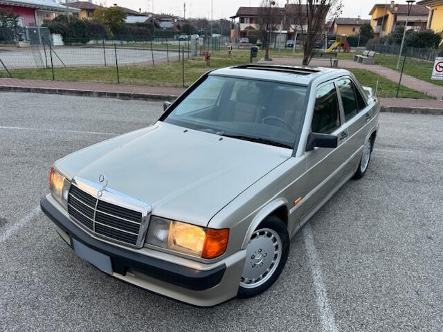 Mercedes 190 2.3 16V. "PERFETTA"