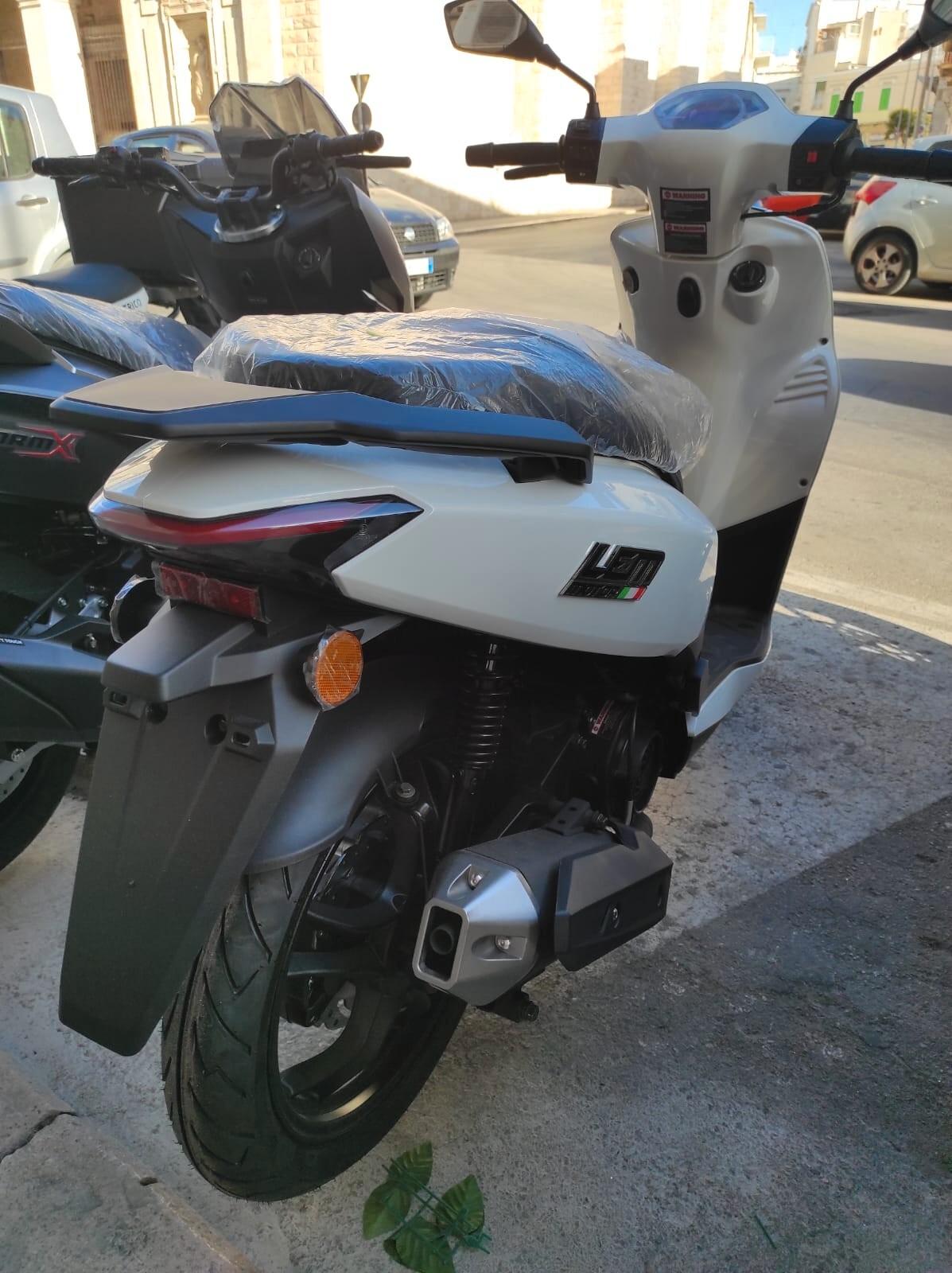 LEM CORAL 125 PROMO 2290 EURO