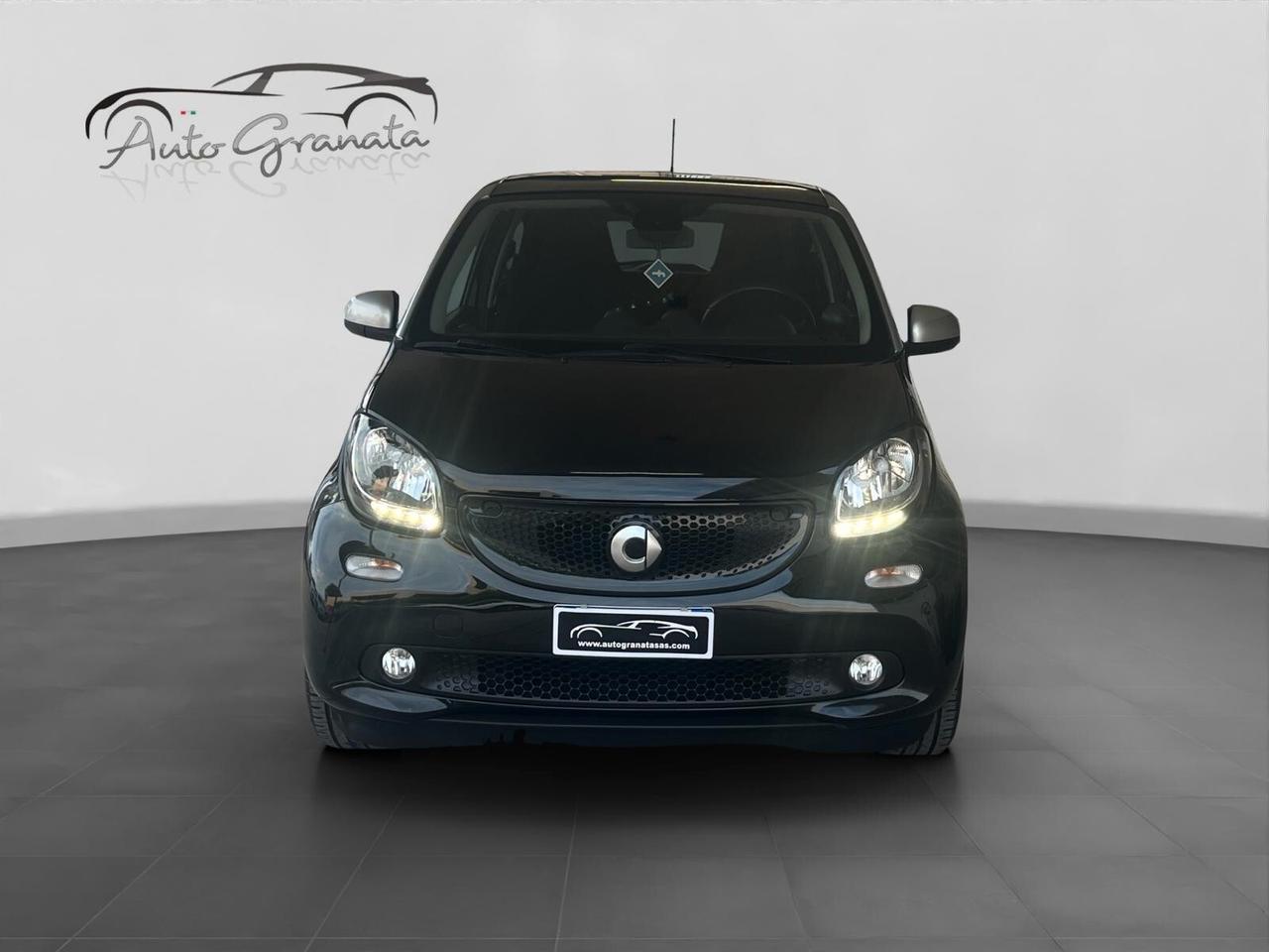 Smart ForFour 1.0 71cv Prime AUT. NEOPATENTATI SOLI 65.000KM!