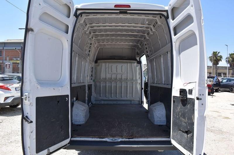 FIAT Ducato 35 2.3 MJT 140CV PL Cabinato Maxi