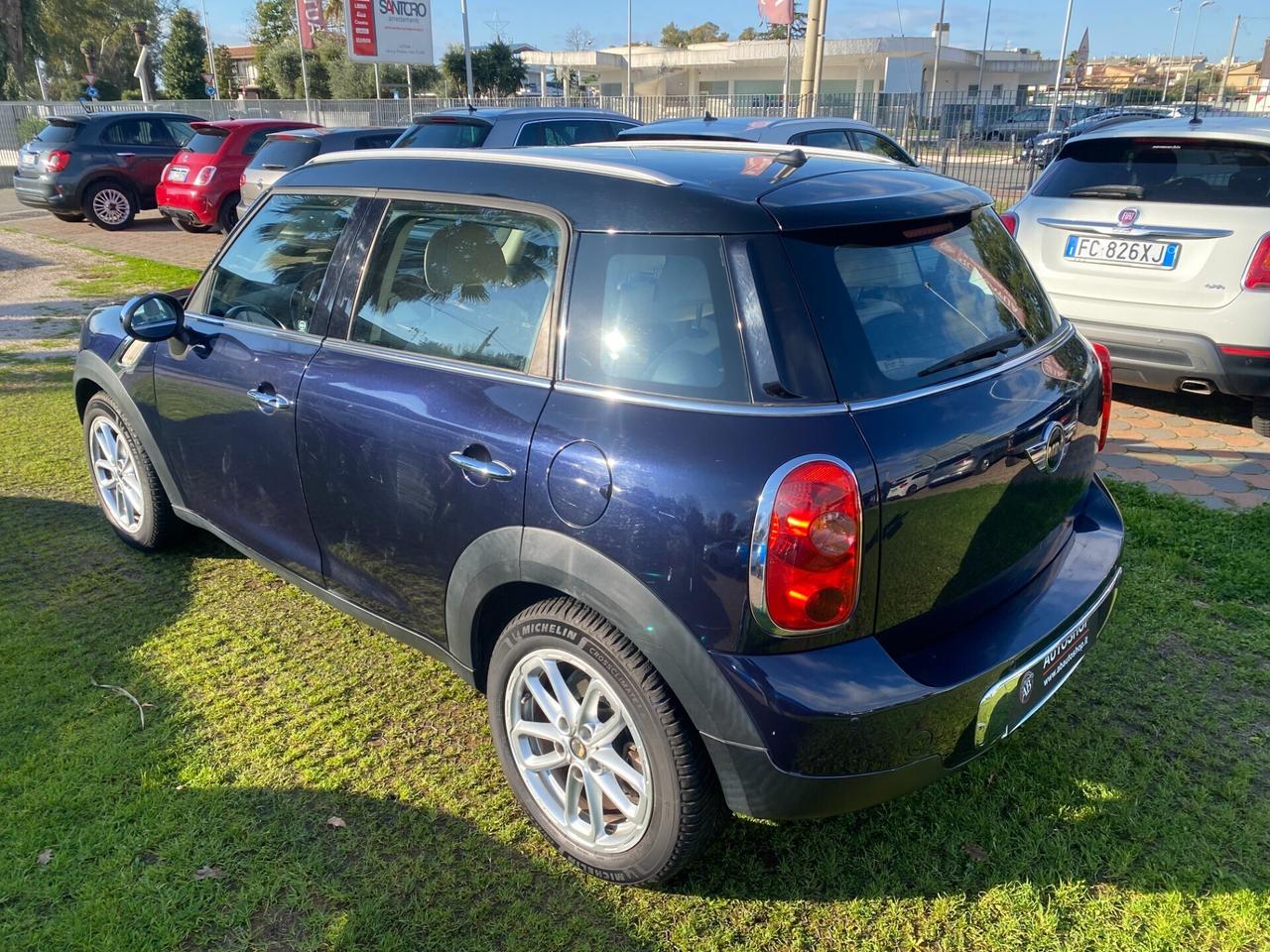 MINI - Countryman - Cooper D Automatica - NEOPATEN