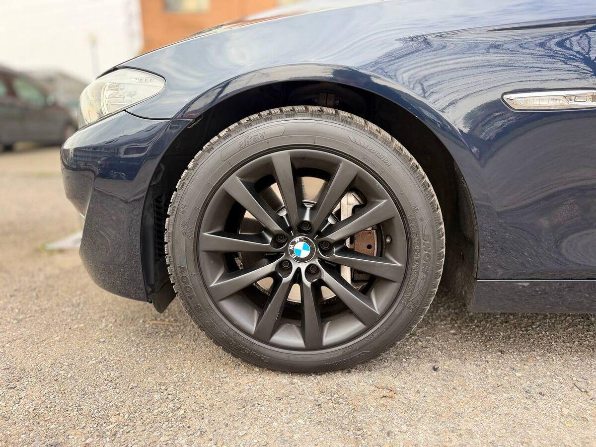 BMW Serie 5 530d Futura