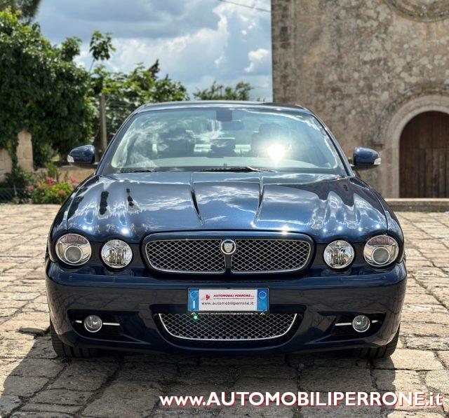 JAGUAR XJ 2.7 D V6 Sovereign - Service Book Jaguar