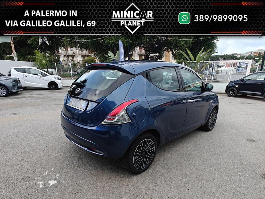 Lancia Ypsilon 1.0 FireFly 5 porte S&S Hybrid Gold Plus