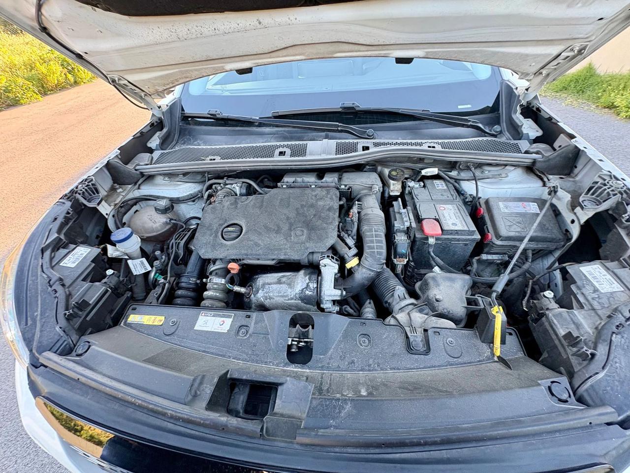 Peugeot 2008 1.5 Blue HDI 100 Allure #10328