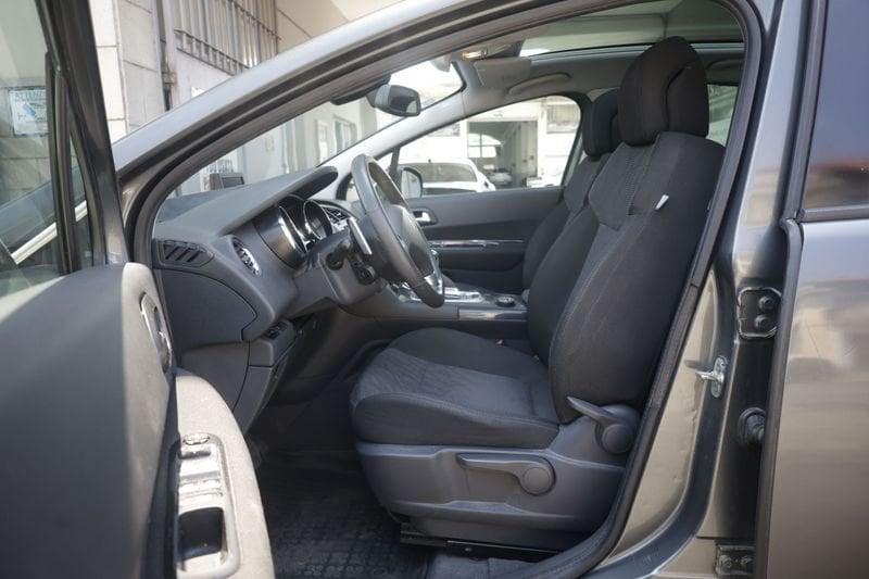 Peugeot 3008 Peugeot 3008 3008 1.6 hdi 8v Access (premium) 112cv ANNO 2010
