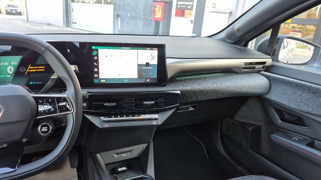 Renault Clio 1.8 full hybrid E-Tech Techno Auto