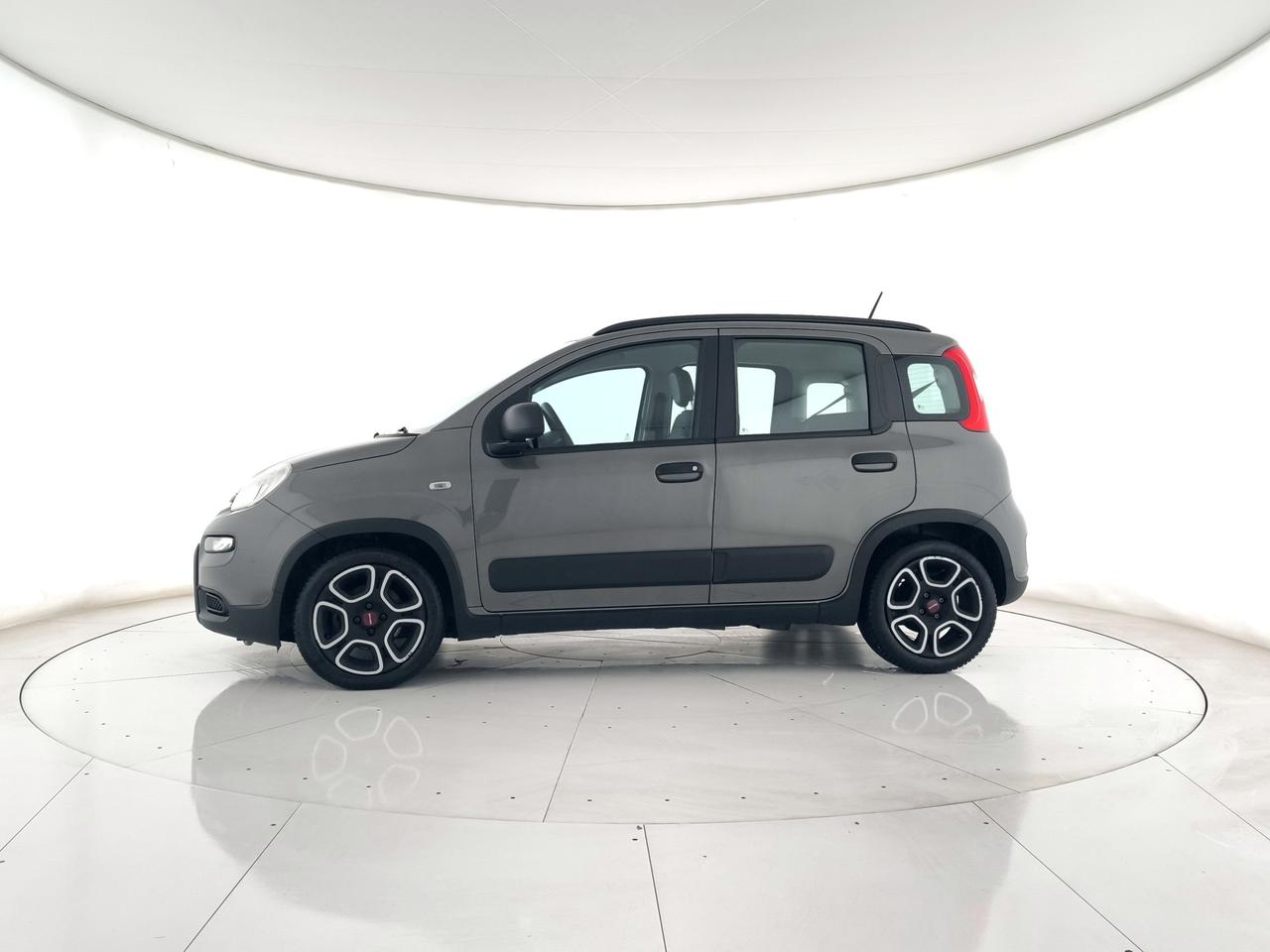 FIAT Panda 1.0 firefly hybrid City Life s&s 70cv NEOPATENTATI