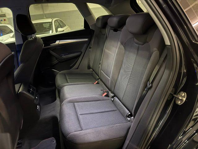 AUDI Q5 40 TDI quattro Business Sport