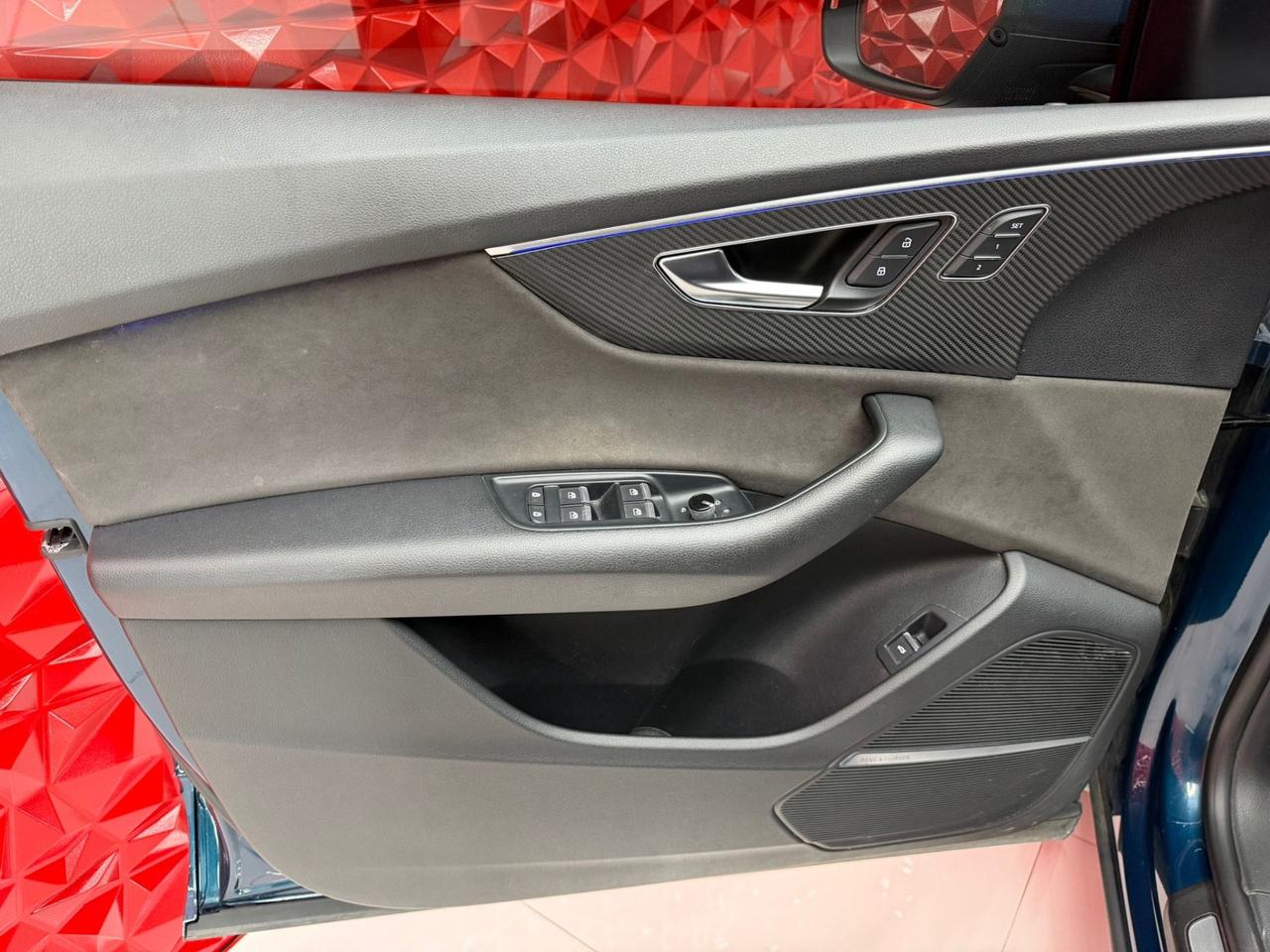 Audi Q8 50 TDI 286CV ALLES. SQ8 TETTO IVA DEDUCIBILE