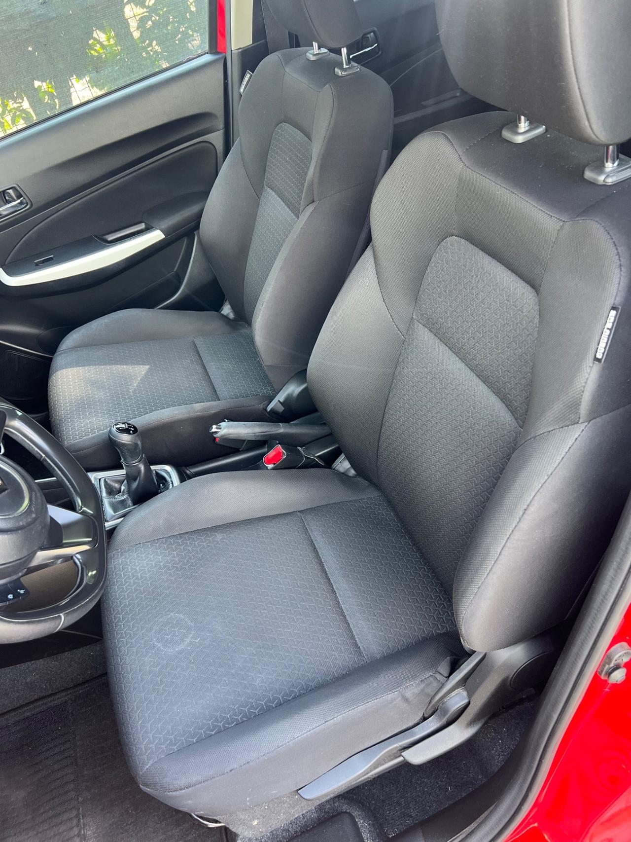 Suzuki Swift 1.2 Hybrid Top