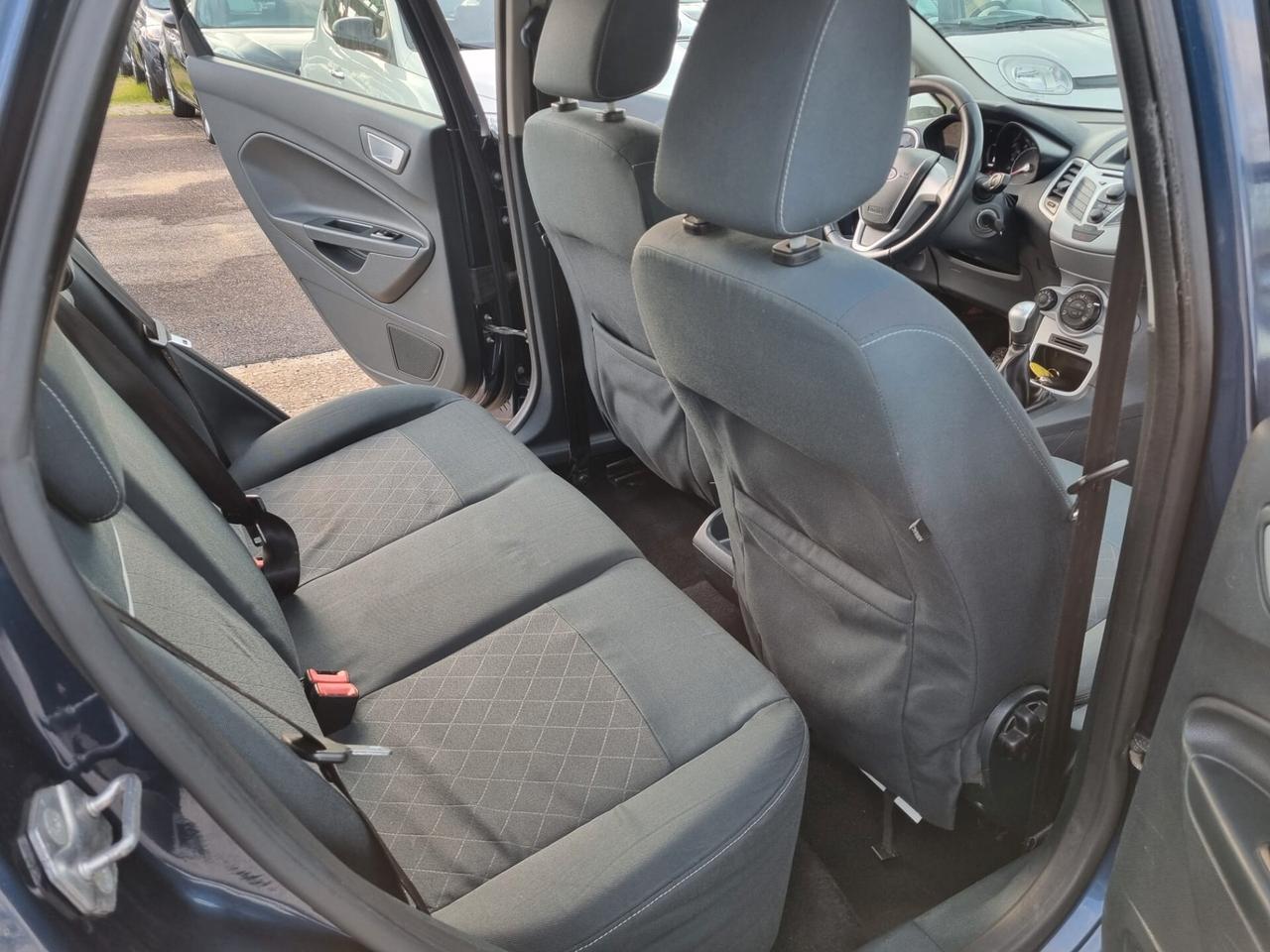 Ford Fiesta 1.4 TDCi 70CV 5 porte Titanium