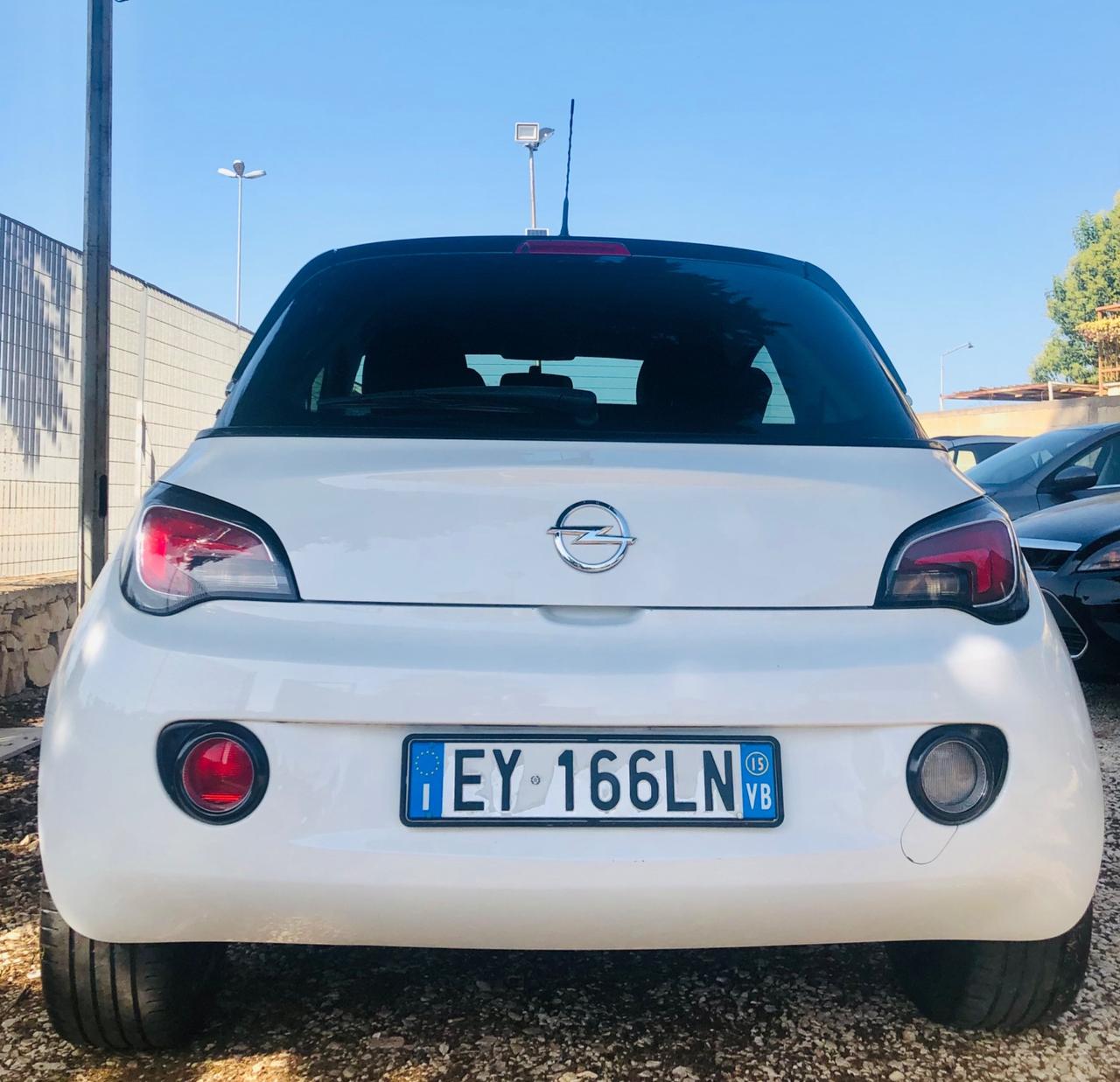 Opel Adam 1.4 87 CV Glam