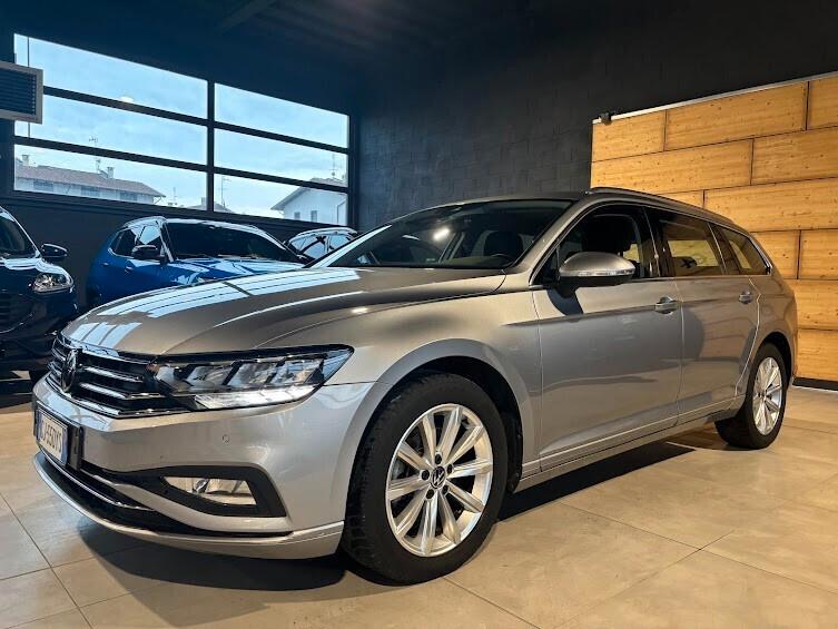 Volkswagen Passat Variant 2.0 TDI SCR EVO DSG 122cv