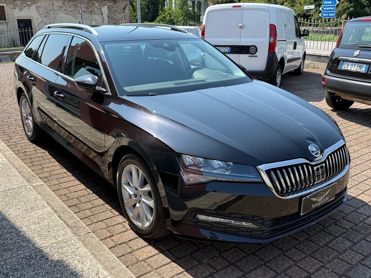 Skoda Superb 1.6 TDI SCR DSG FULL LED/UNIPRO