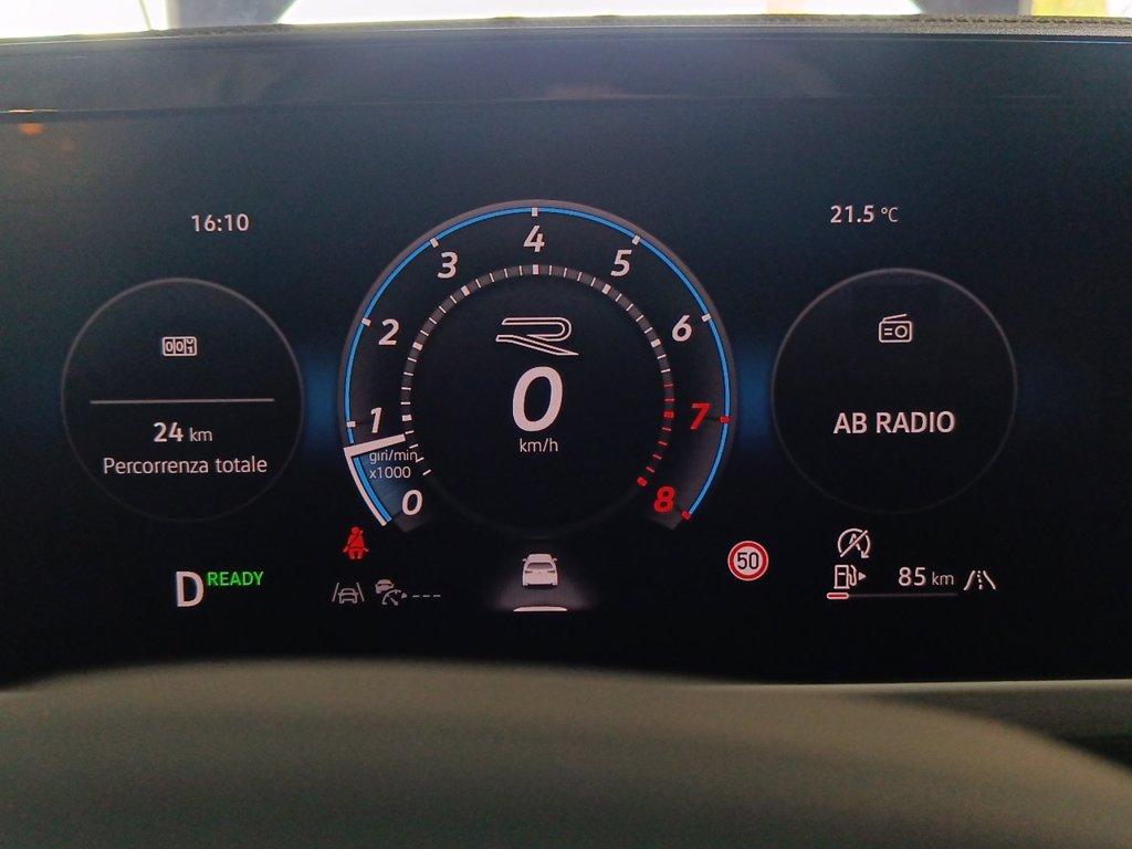 VOLKSWAGEN Passat 1.5 etsi act r-line 150cv dsg del 2025