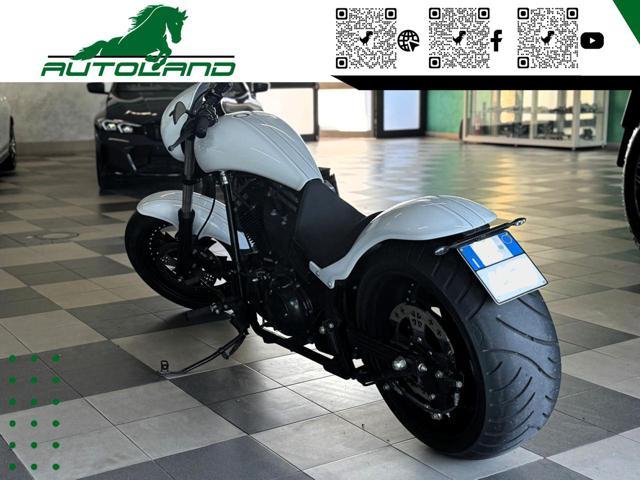 HARLEY-DAVIDSON 883 Sportster Custom Walz Hardcore Benchmark