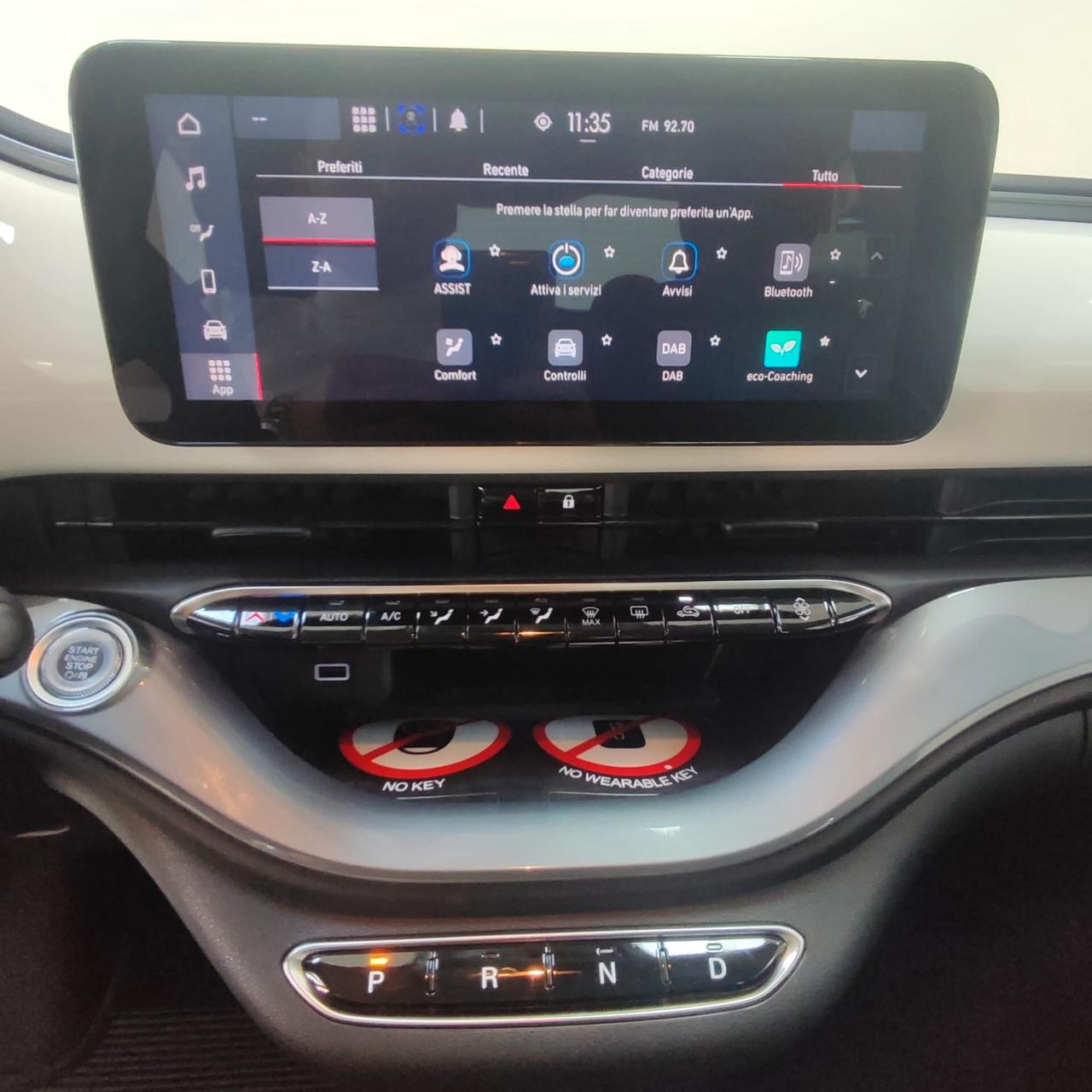 Nuova Fiat 500 Hatchback/ Nuova Km0