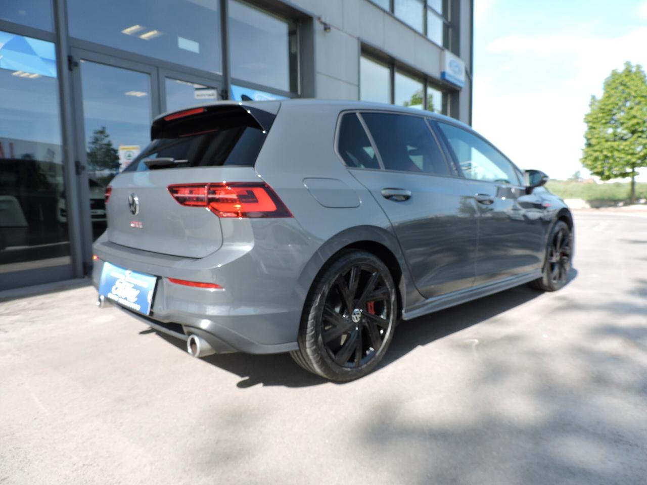 Volkswagen Golf GTI 2.0 TSI DSG