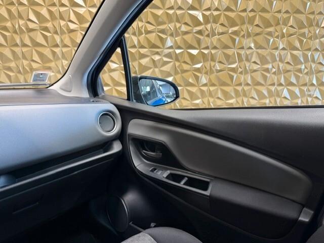Toyota Yaris 1.0 5 porte Active