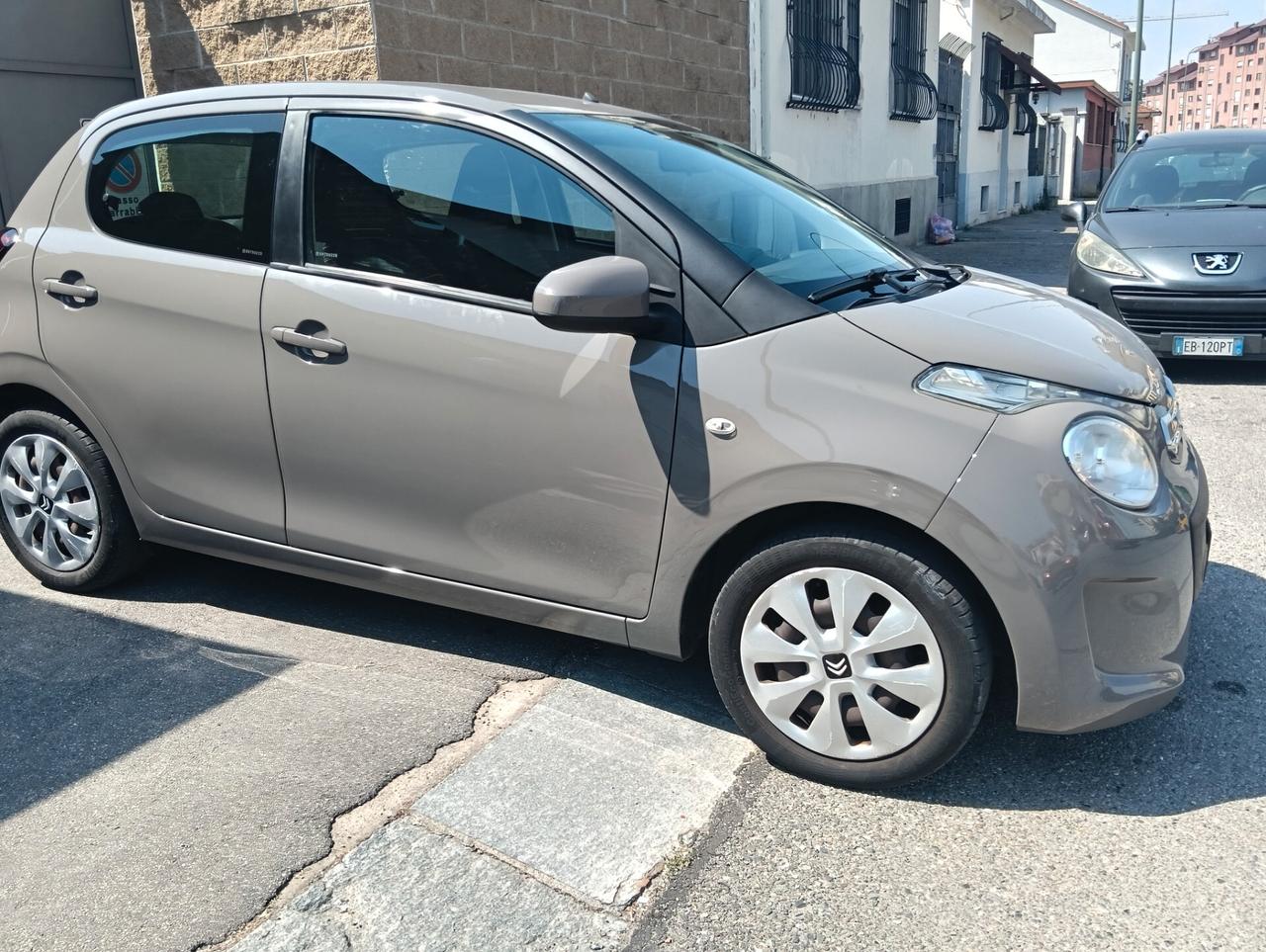 Citroen C1 PureTech 82 5 porte Shine