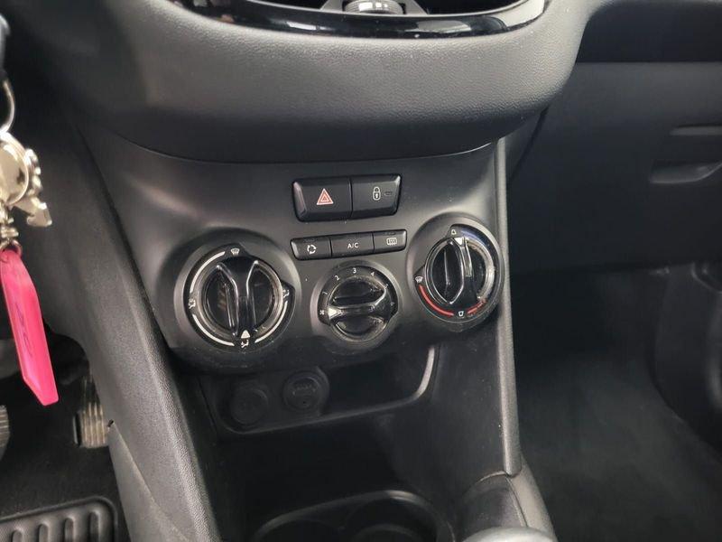 Peugeot 208 1.2 12V VTi 82cv Active
