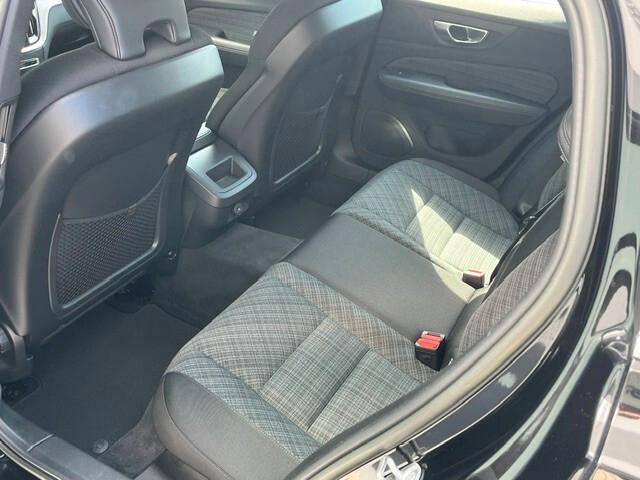 Volvo V60 B4 (d) automatico Core