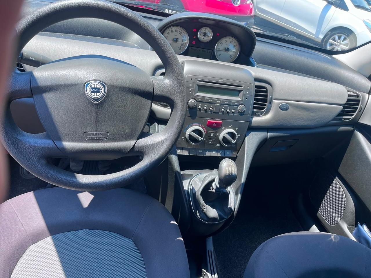 Lancia Ypsilon 1.2 Argento