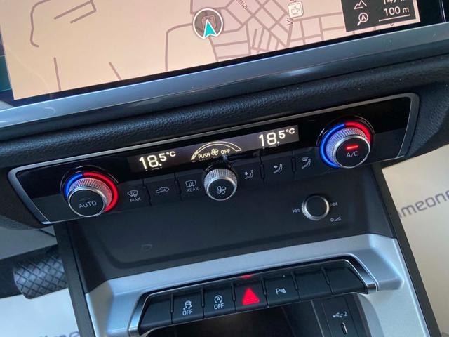 AUDI Q3 35 2.0 TDI S tronic Business Advanced COCKPIT