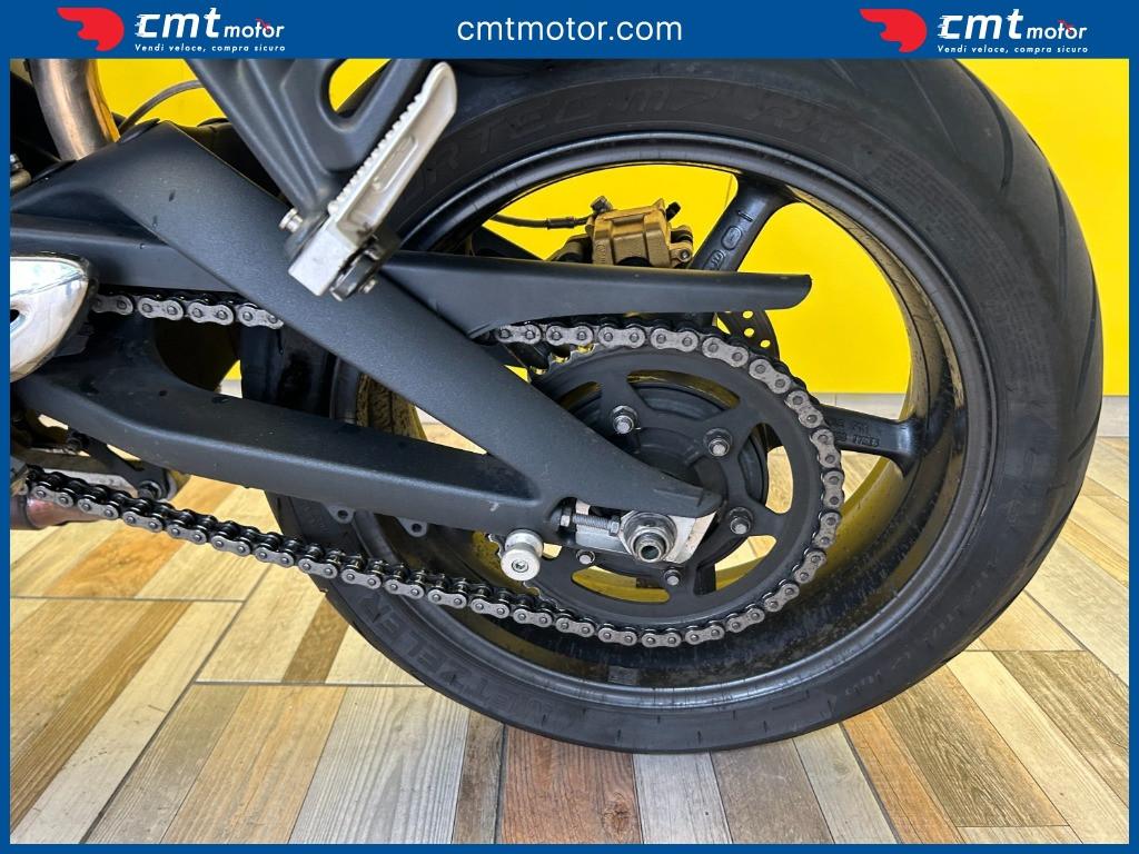 Triumph Street Triple - 2010