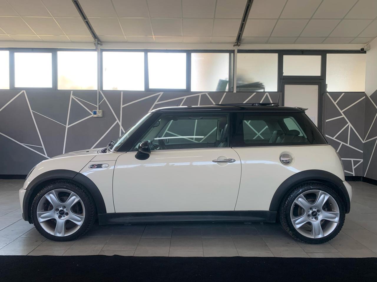 Mini 1.6 16V Cooper S (R53)