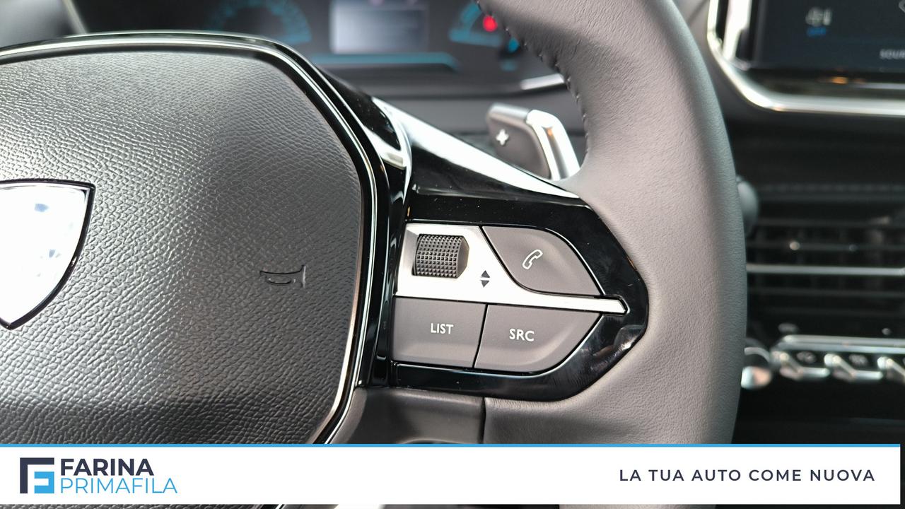 PEUGEOT 2008 Style Hybrid 136 e-DCS6