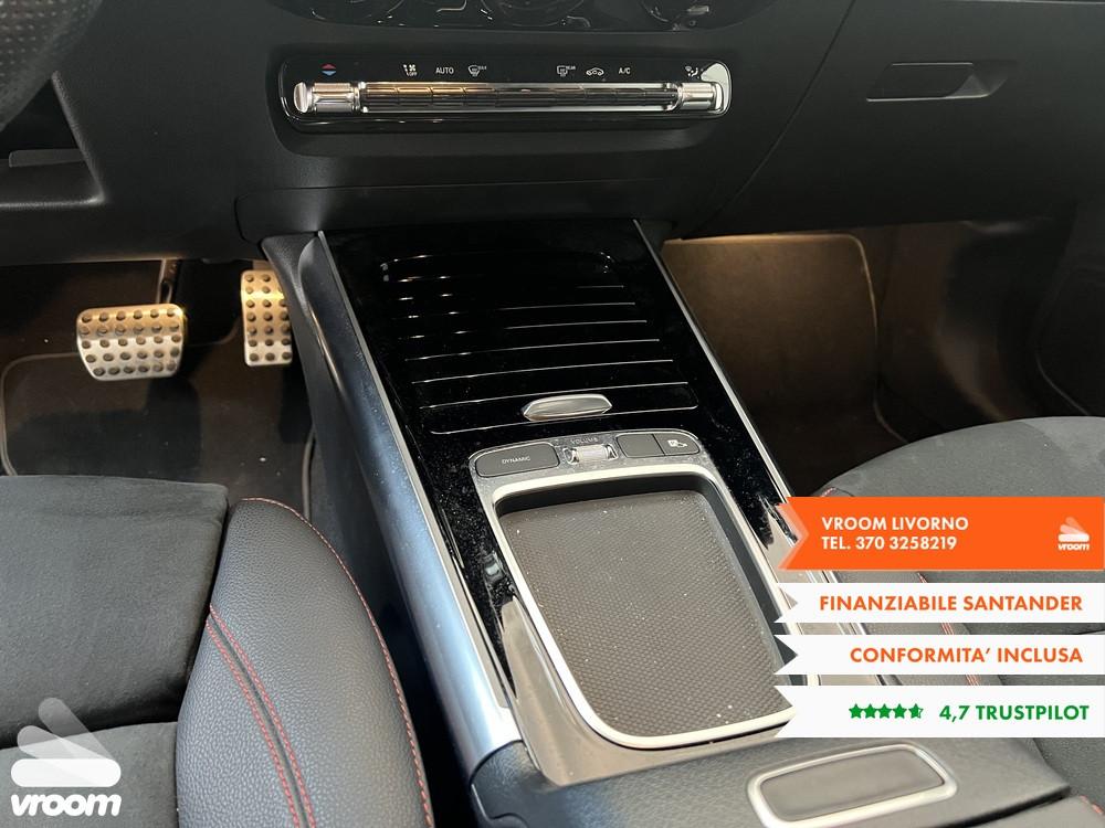 MERCEDES GLA (H247) GLA 200 d Automati...