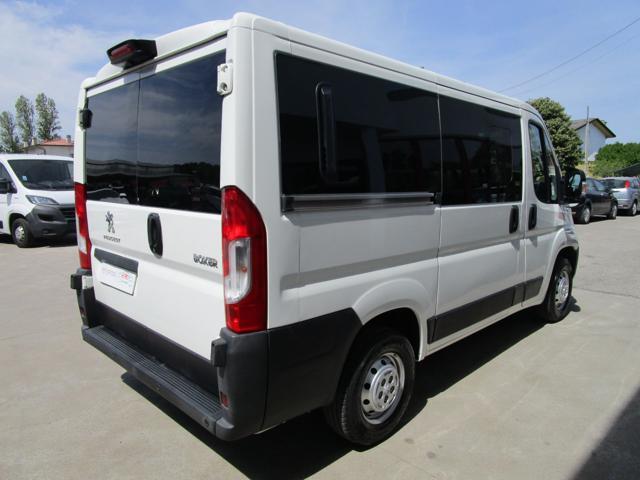 PEUGEOT Boxer O FIAT DUCATO 330 140 S&S PC-TN Combi Premium