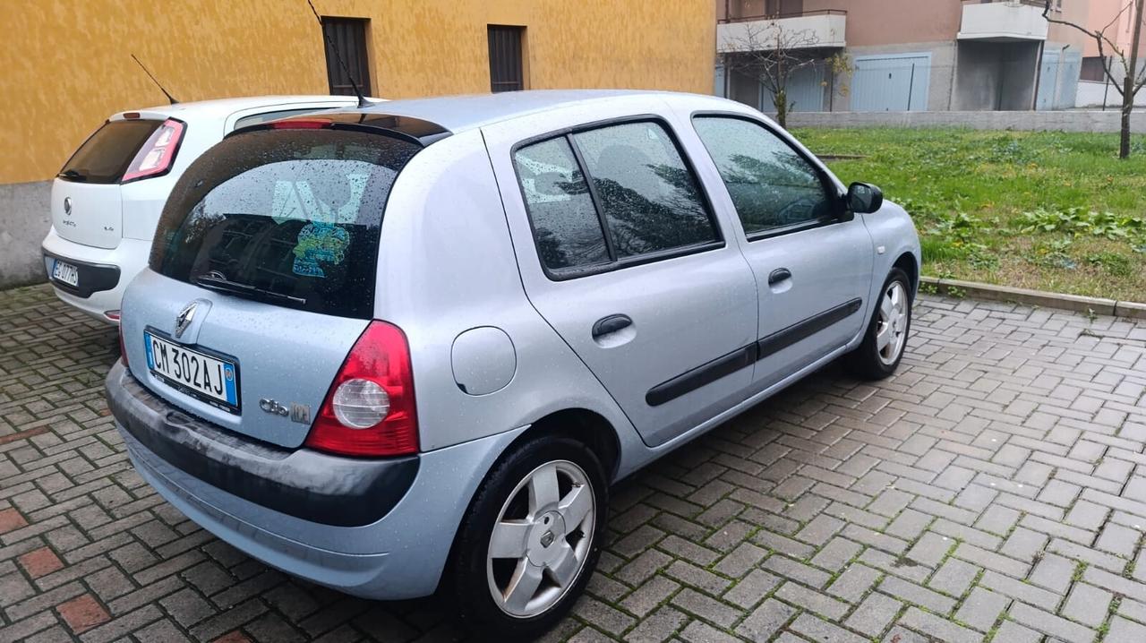 Renault Clio 1.5 dCi 82CV OK NEOPATENTATI