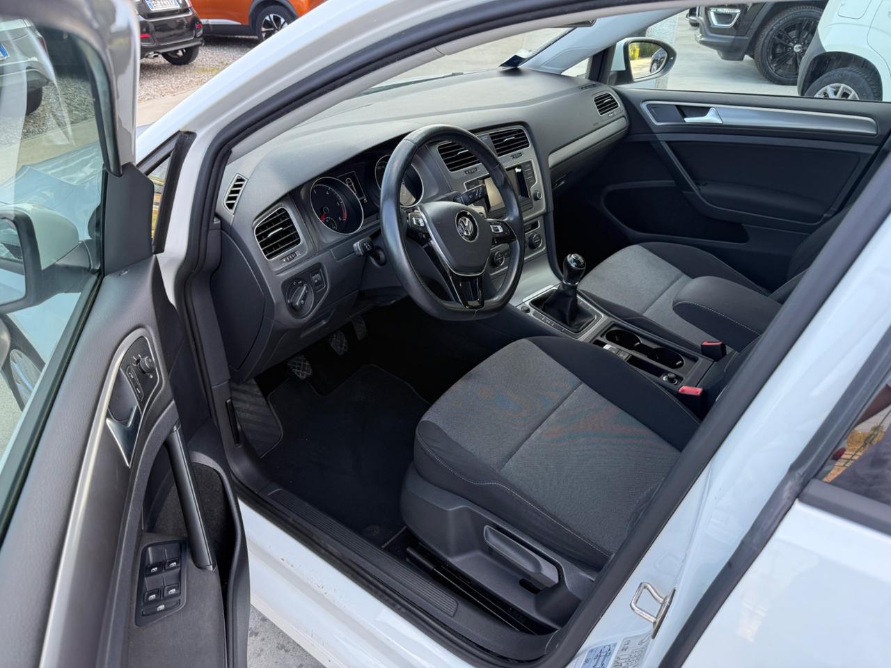 Volkswagen Golf 1.6 TDI Trendline BlueMotion Technology