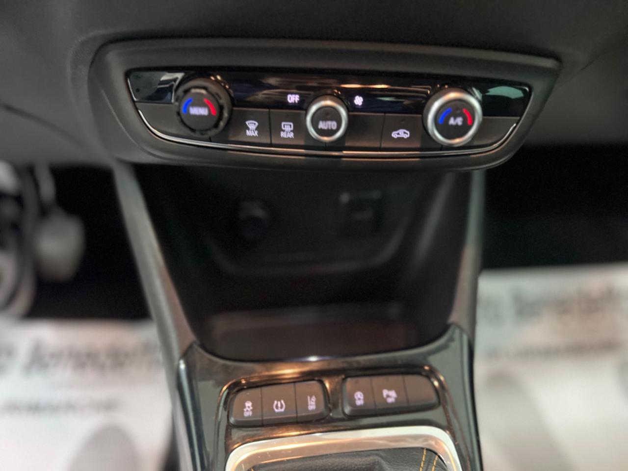 Opel Crossland X 1.2 12V Innovation 2018