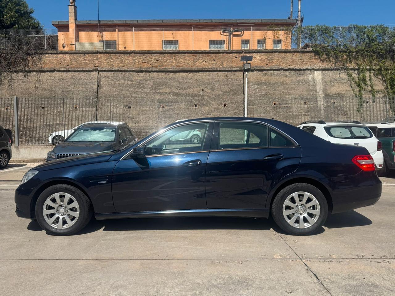 MERCEDES-BENZ E 220 CDI EXECUTIVE