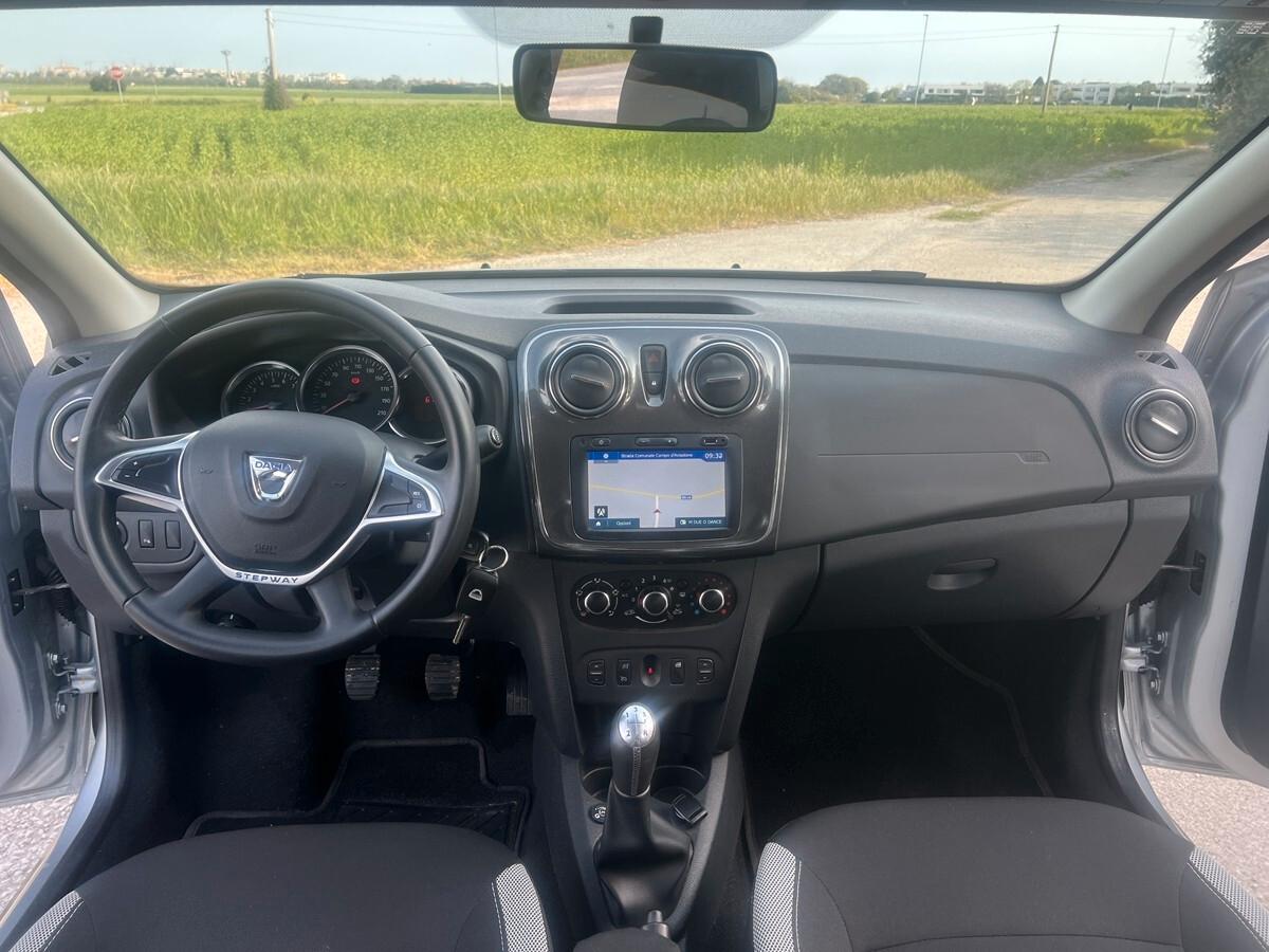 Dacia Sandero Stepway 1.0 TCe 100 CV ECO-G Comfort