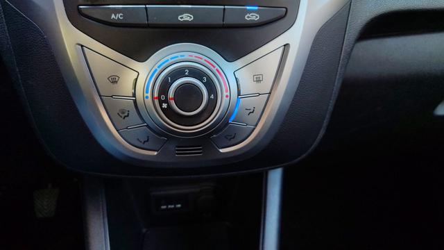 HYUNDAI iX20 1.4 90 CV DOPPIO TRENO PNEUMATICI EST/INV