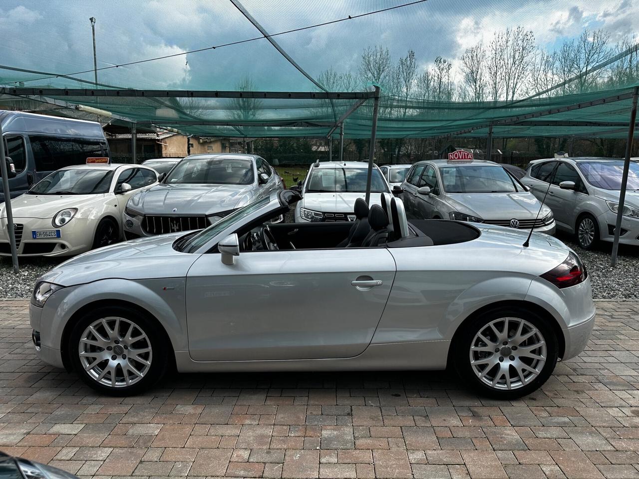 Audi TT Roadster 2.0 TFSI cabrio