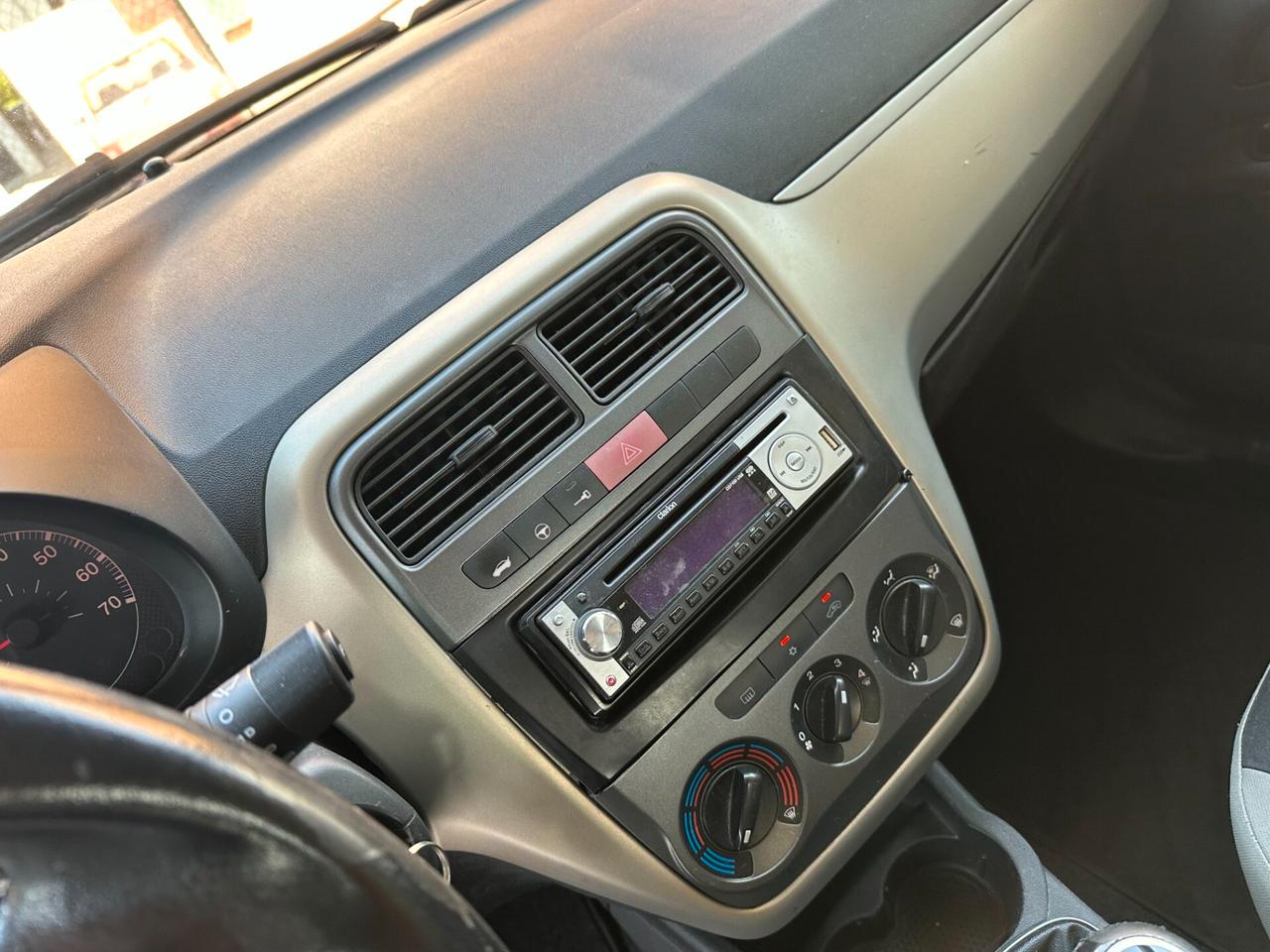 Fiat Grande Punto 1.2 (12 RATE)