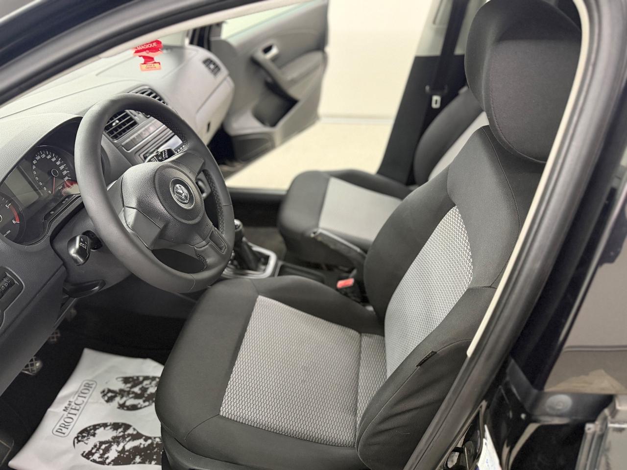 VOLKSWAGEN POLO (anno 2012)