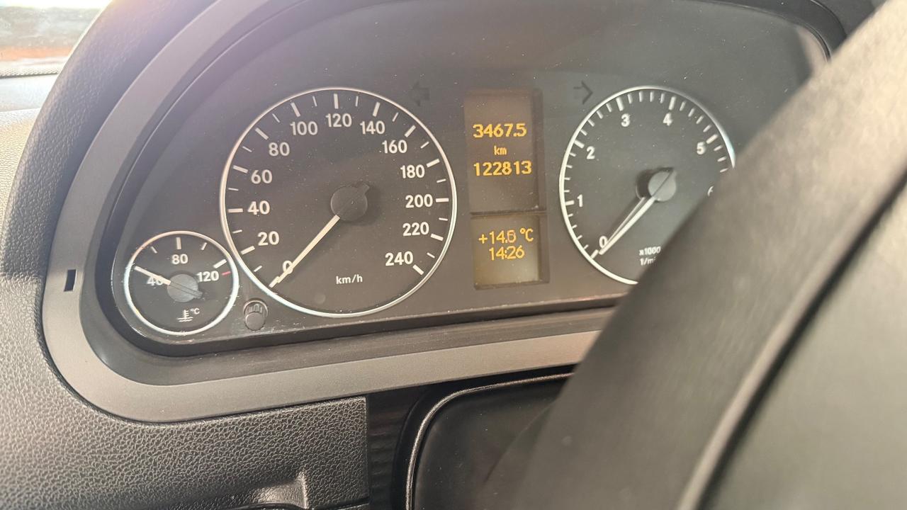 Mercedes-benz A 160 BlueEFFICIENCY Coupé Avantgarde