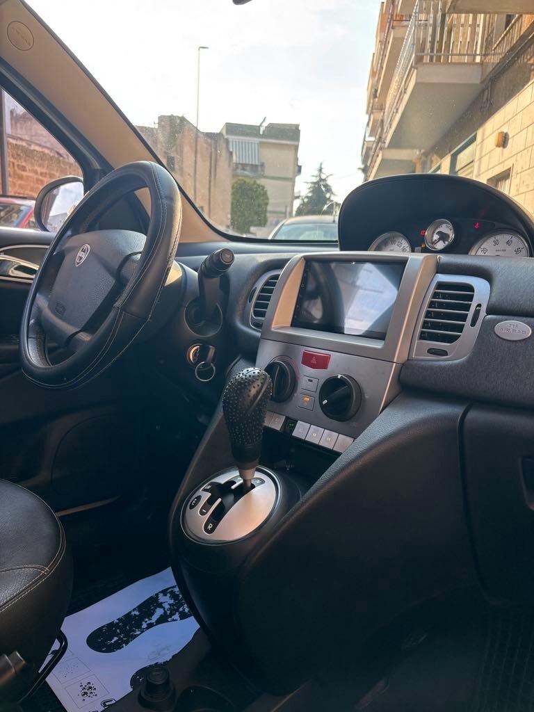 Lancia Ypsilon 1.3 MJT 75 CV MomoDesign