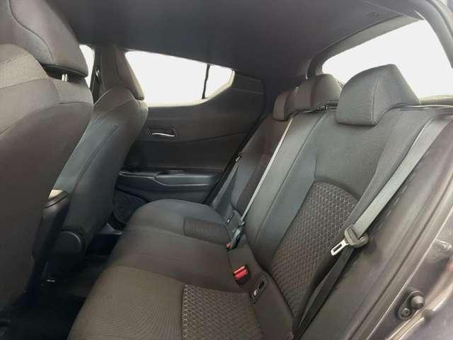 Toyota C-HR 1.8 Hybrid E-CVT Business